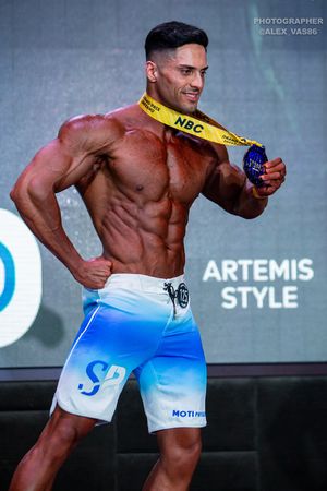 MEN'S PHYSIQUE +179